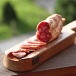 Planche à saucisson en bois brûlé