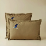 Taie d'oreiller brodée 50x70 Après-ski avocat - Sylvie Thiriez